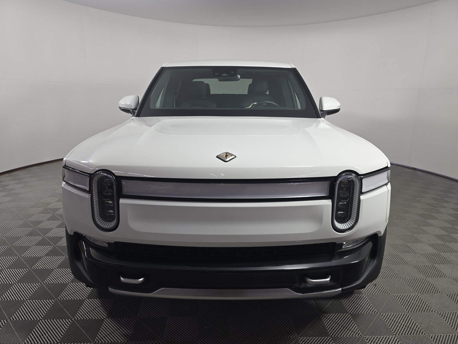 Used 2022 Rivian R1T Launch Edition AWD/4WD image 8
