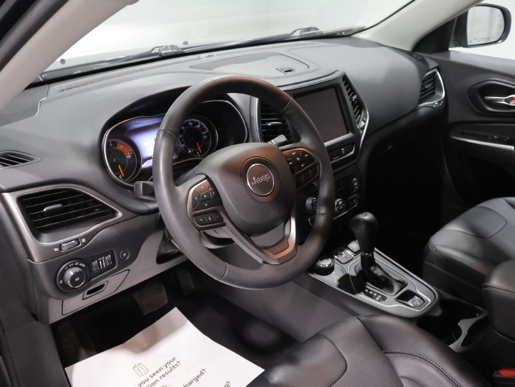 Used 2022 Jeep Cherokee Latitude Lux AWD/4WD image 16