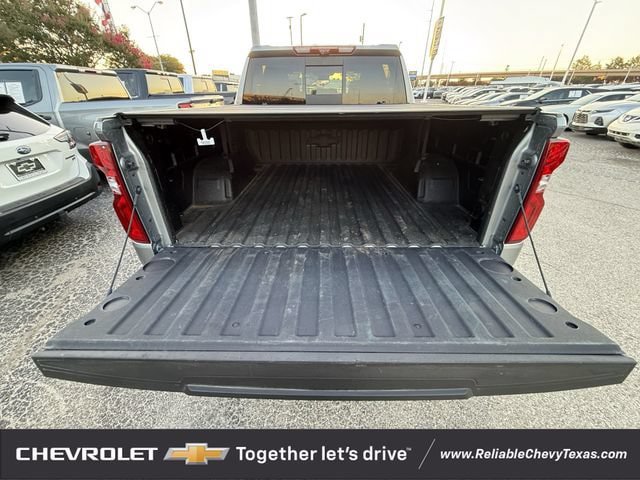 Used 2026 Chevrolet Silverado 1500 High Country AWD/4WD image 38