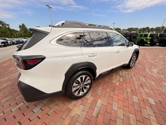 Used 2025 Subaru Outback Touring AWD/4WD image 36