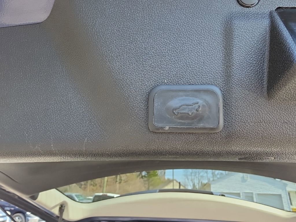 Used 2014 GMC Acadia SLT AWD/4WD image 28