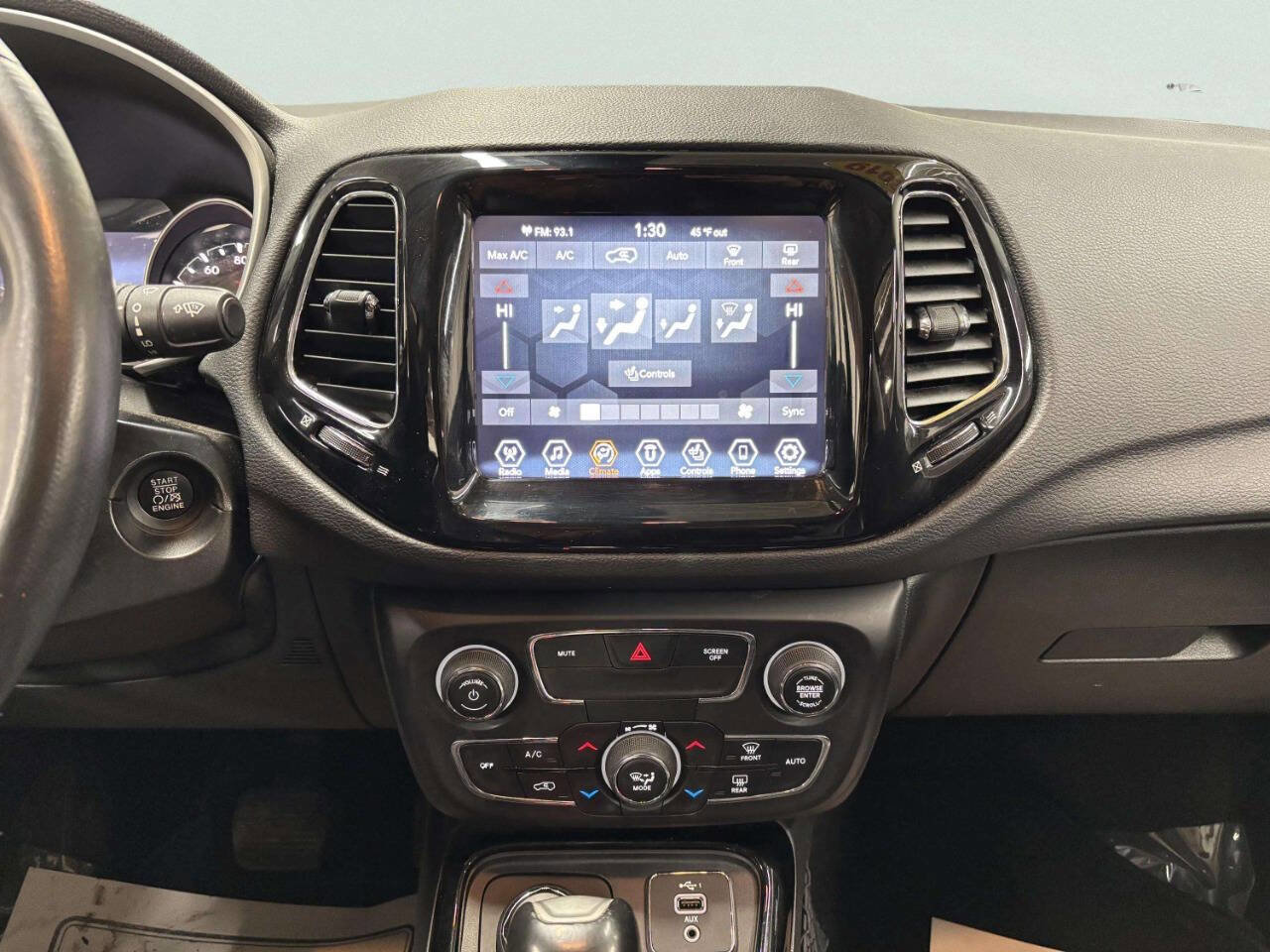 Used 2019 Jeep Compass Limited image 23