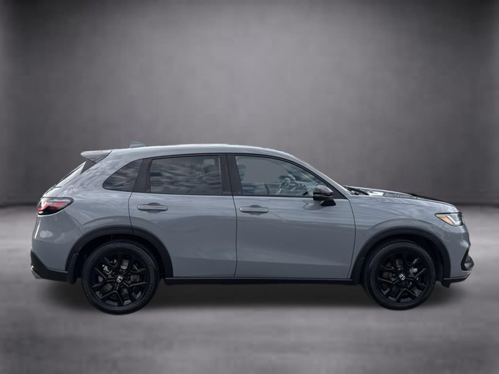 Used 2024 Honda HR-V Sport image 9