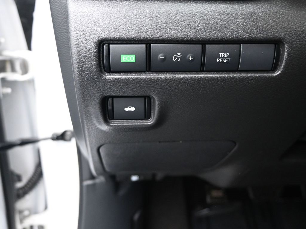 Used 2022 Nissan Sentra SV image 19