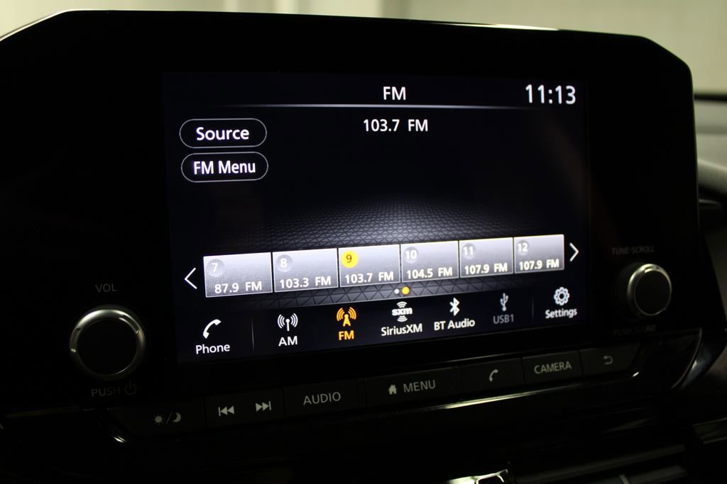 Used 2025 Nissan Pathfinder SV AWD/4WD image 16