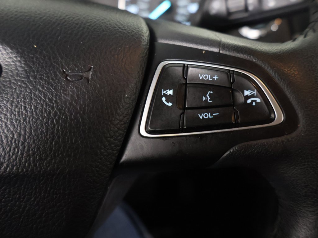 Used 2019 Ford EcoSport SE w/ SE Convenience Package image 40