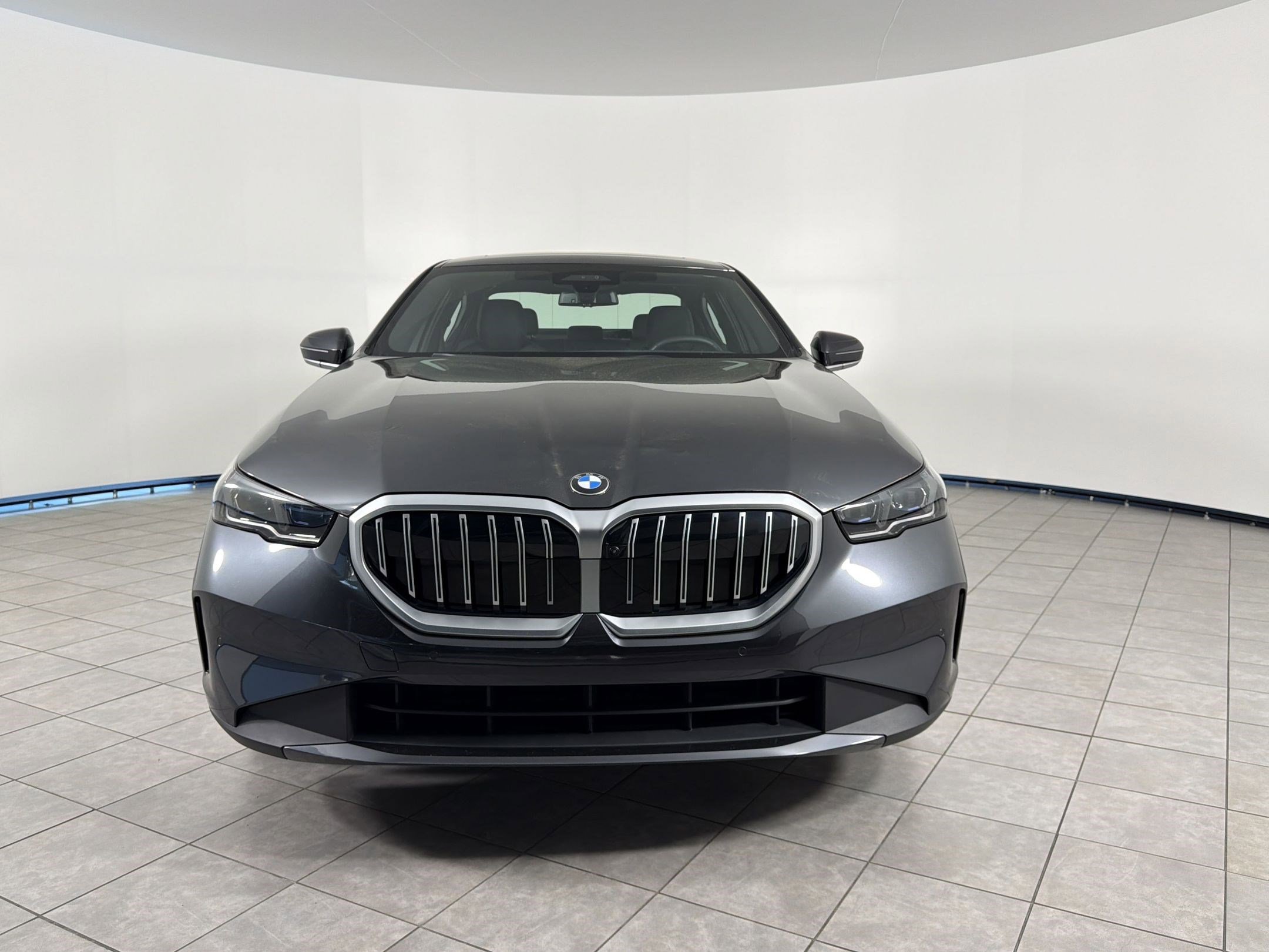 Certified 2025 BMW 540i xDrive AWD/4WD image 6