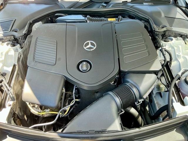 Used 2024 Mercedes-Benz CLE 300 4MATIC Coupe image 7