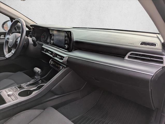 Used 2022 Kia K5 LXS image 24
