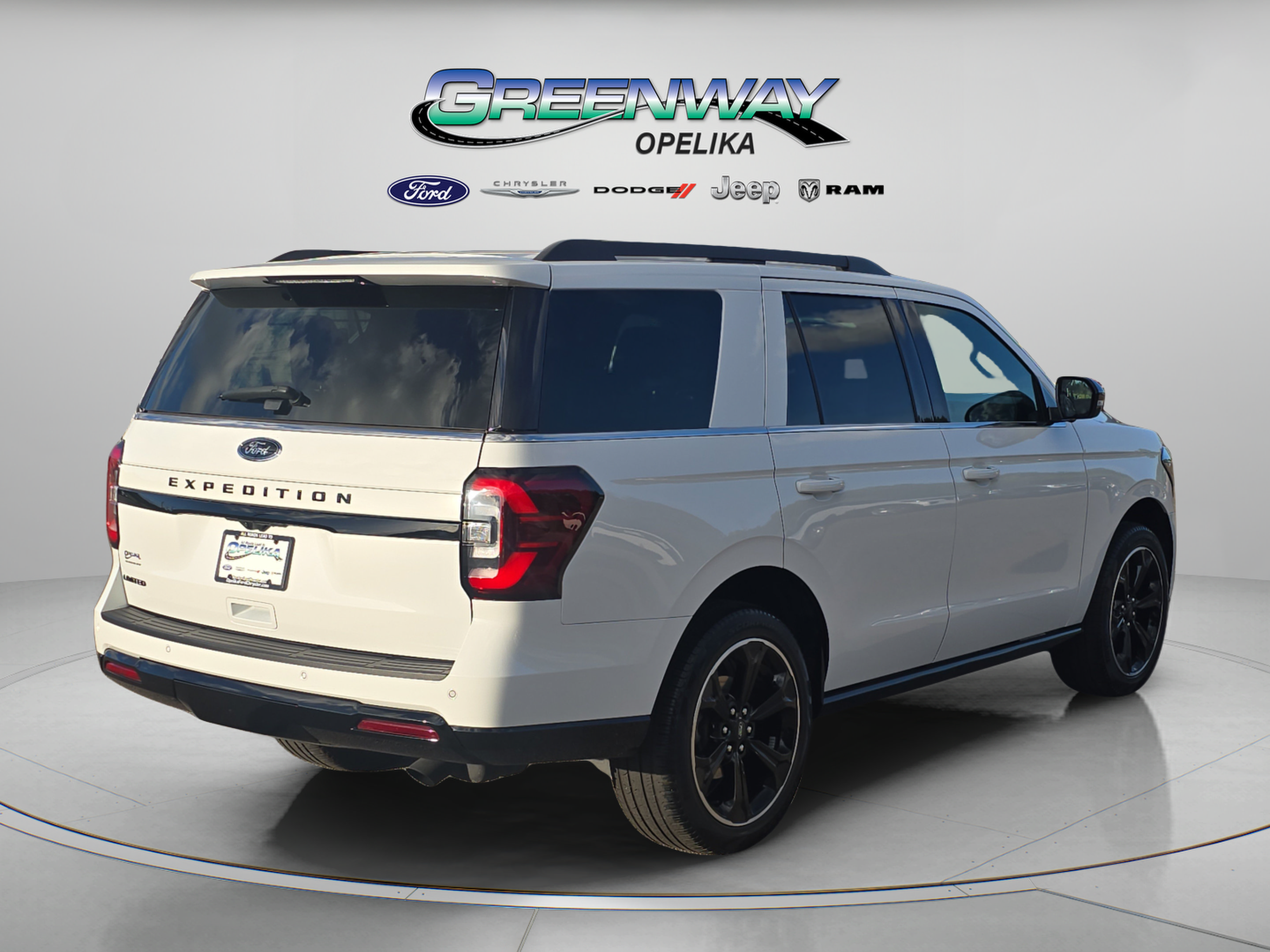 Used 2024 Ford Expedition Limited RWD image 8