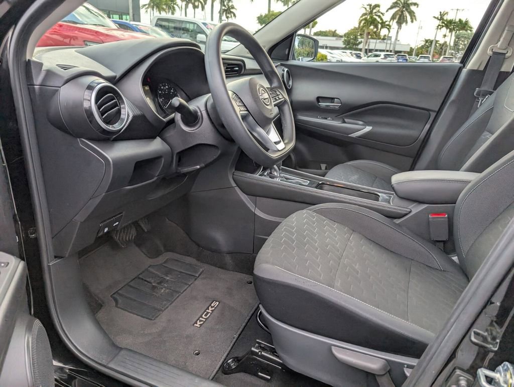 Certified 2023 Nissan Kicks SV image 11