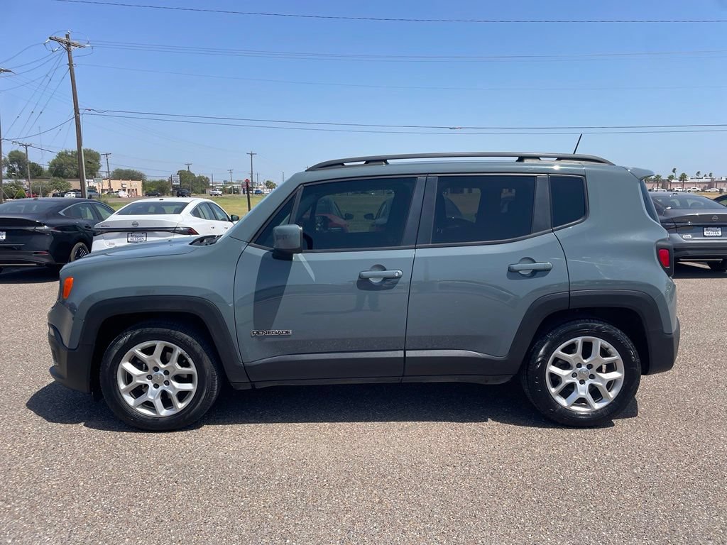 Used 2018 Jeep Renegade Latitude FWD image 4