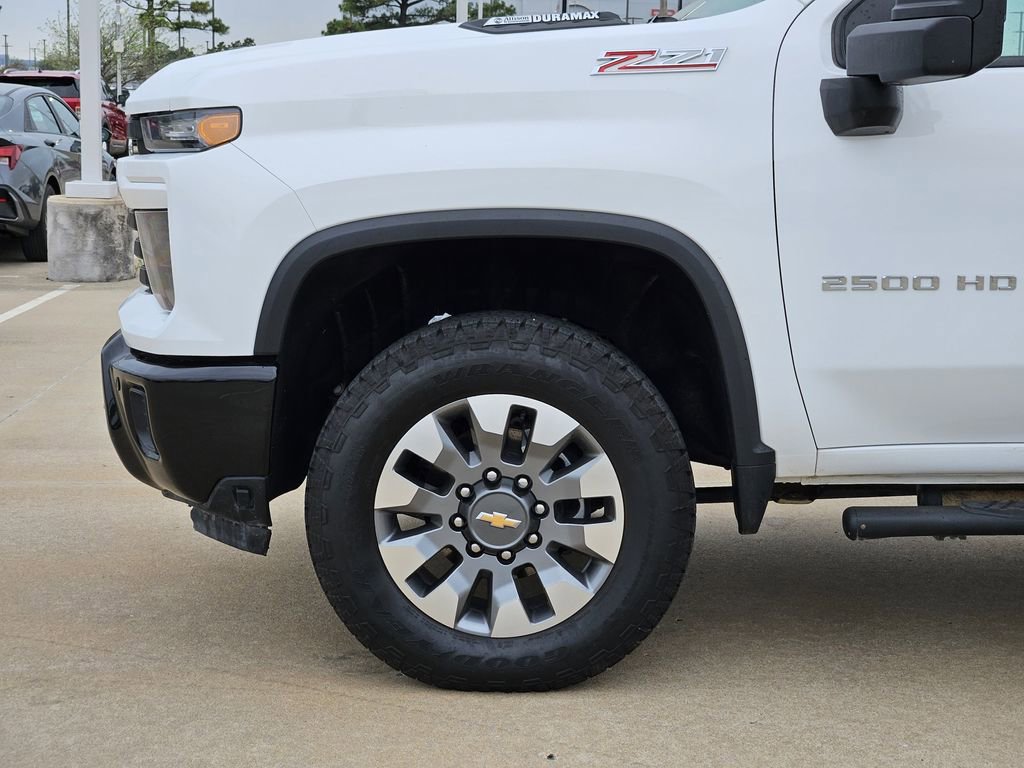 Used 2025 Chevrolet Silverado 2500 Custom w/ Custom Value Package AWD/4WD image 13