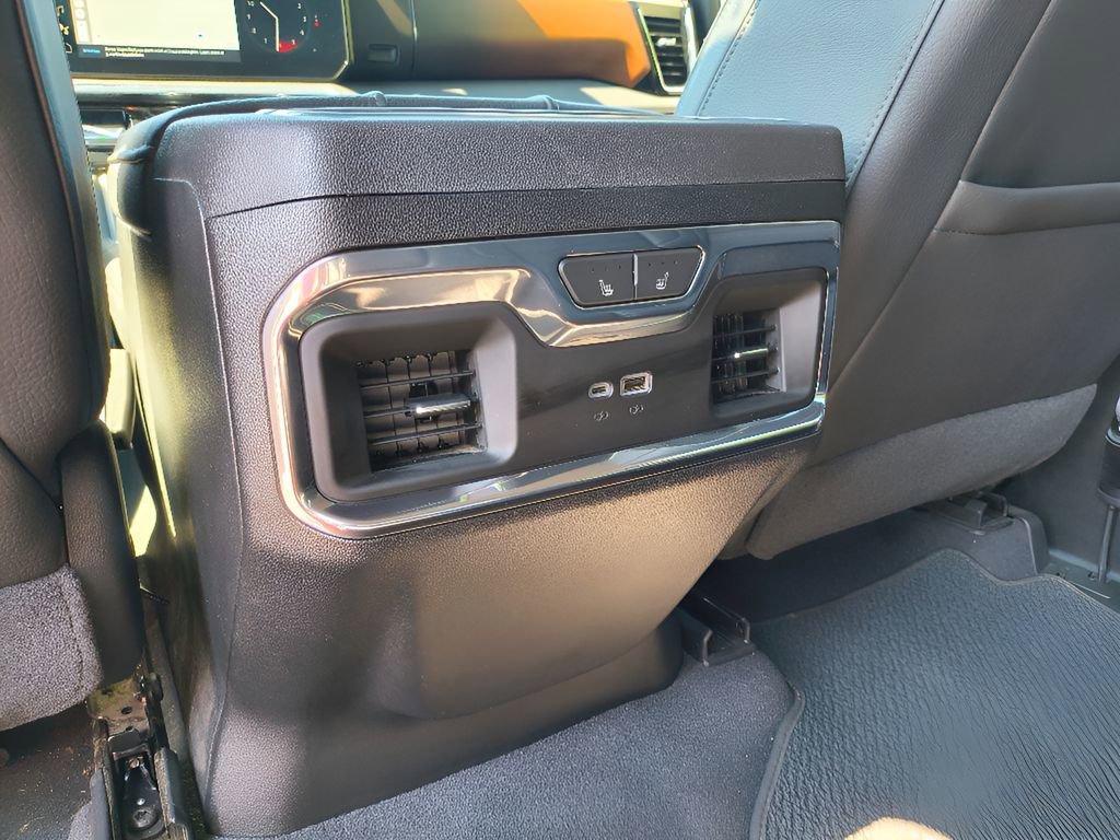 Used 2024 GMC Sierra 2500 Denali w/ Denali Reserve Package image 24