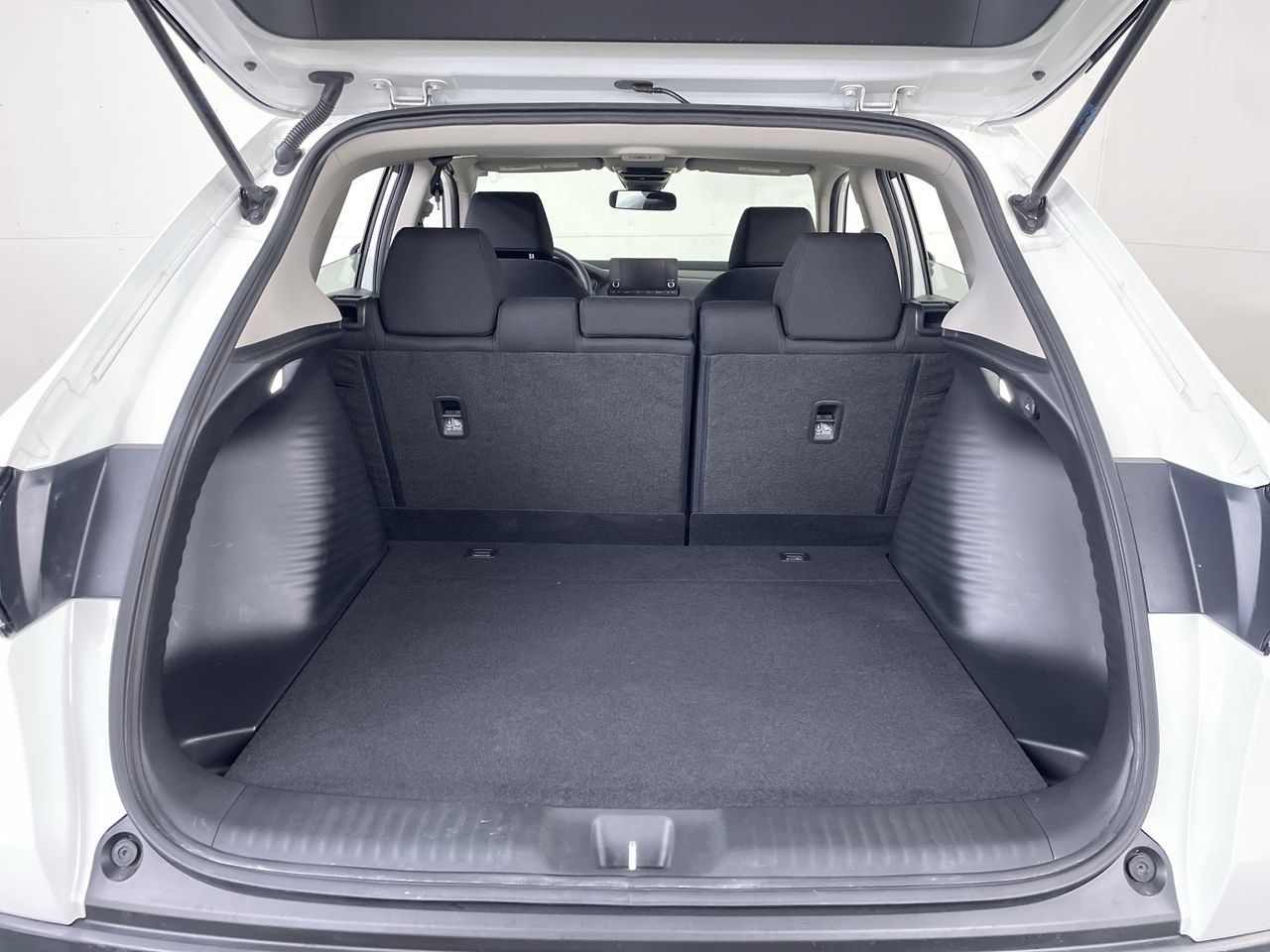 Used 2023 Honda HR-V LX image 20