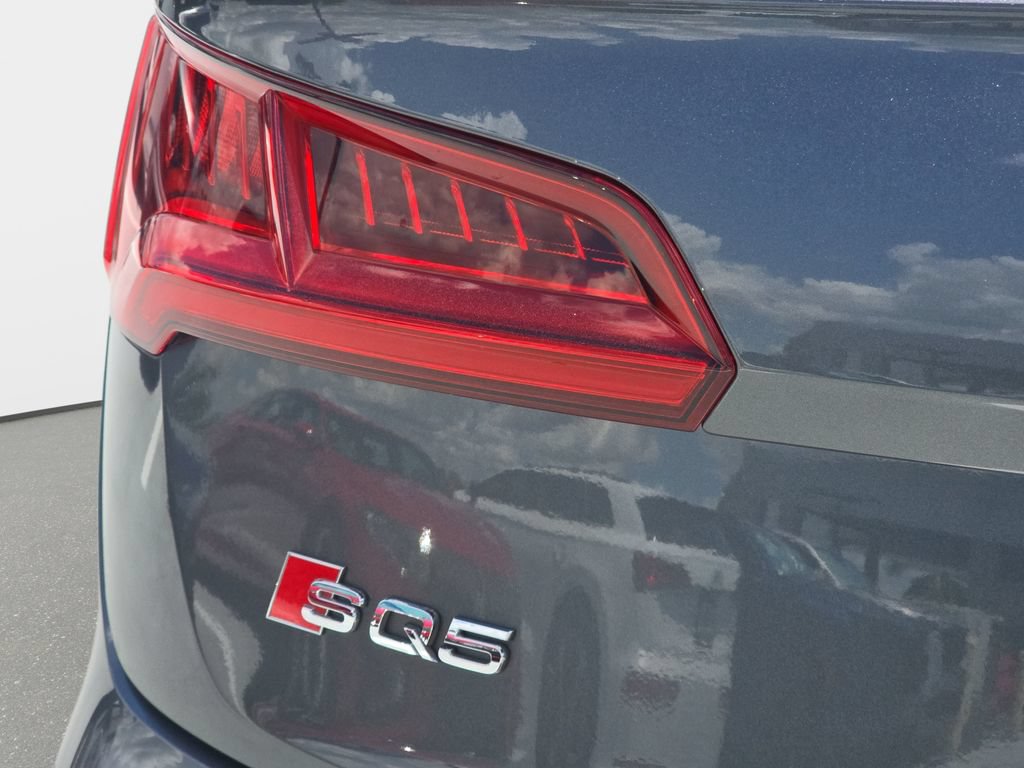 Used 2019 Audi SQ5 Premium Plus w/ Premium Plus Package AWD/4WD image 29