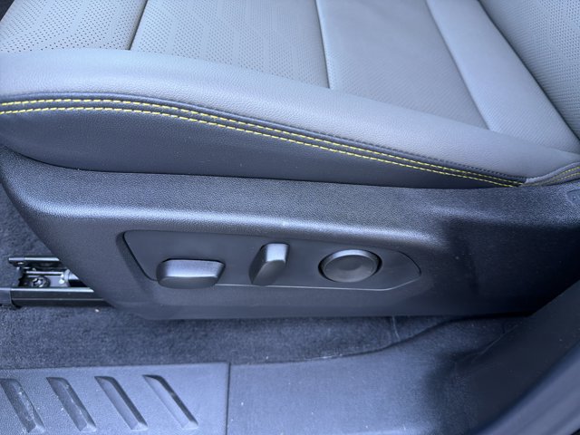 New 2026 Chevrolet Colorado ZR2 w/ ZR2 Bison Edition AWD/4WD image 17