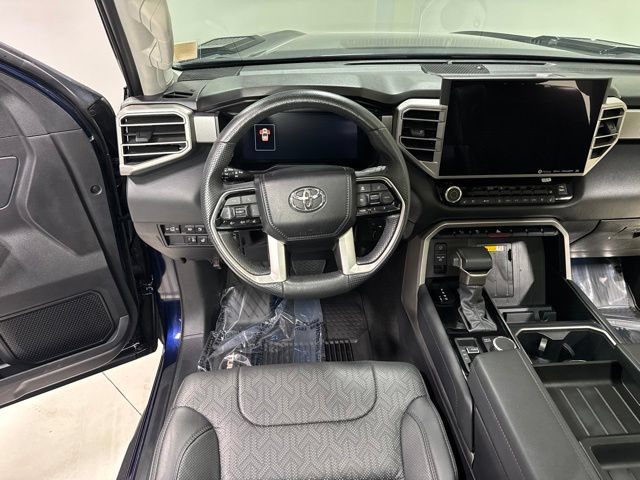 Used 2024 Toyota Tundra Limited AWD/4WD image 15