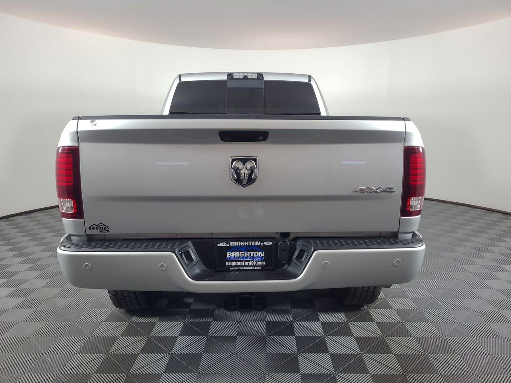 Used 2018 RAM 3500 Laramie w/ Sport Appearance Group AWD/4WD image 4