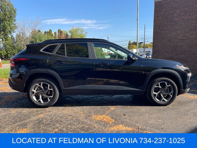 Certified 2024 Chevrolet Trax LT w/ Driver Confidence Package FWD image 6