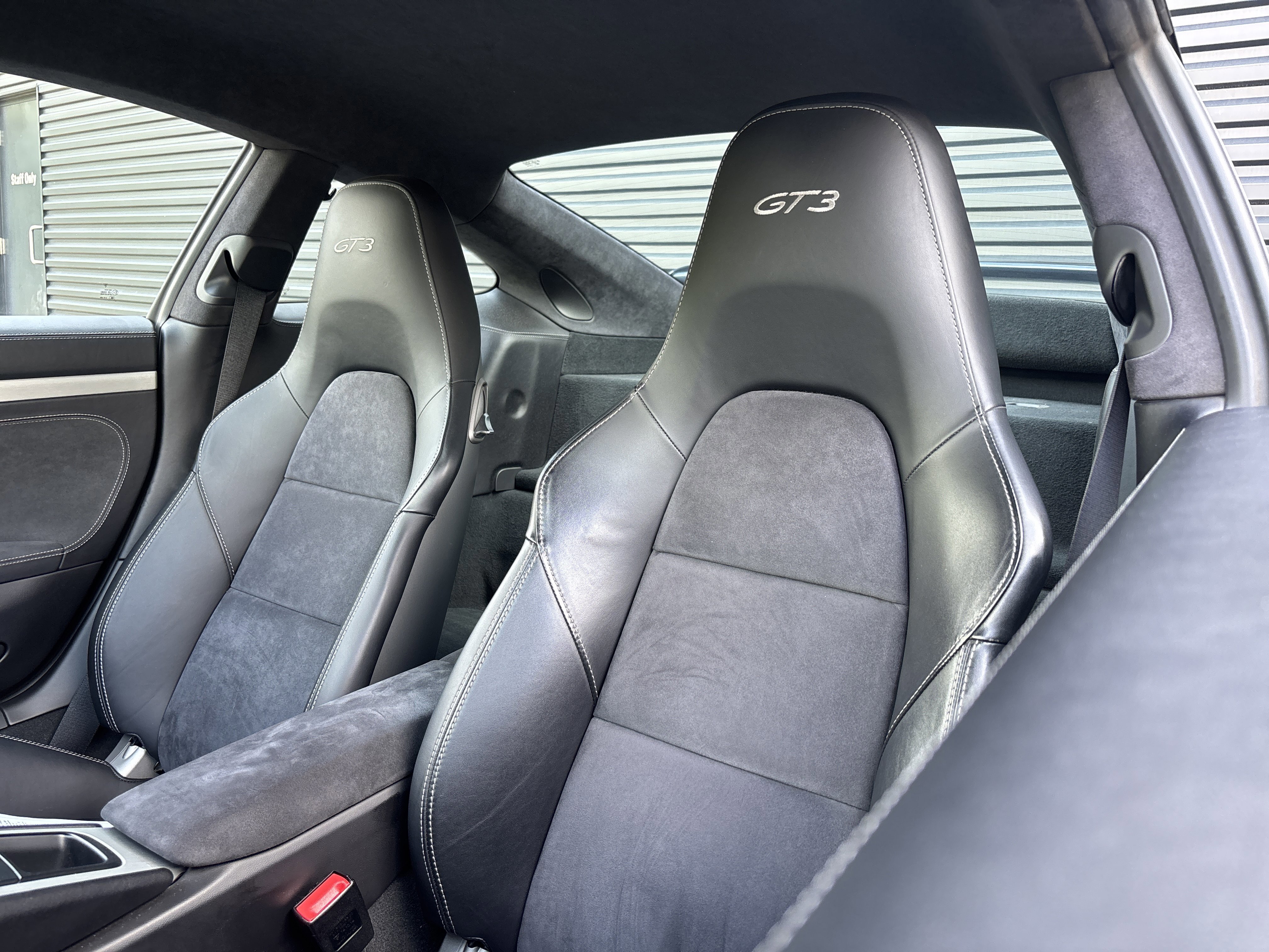 Used 2015 Porsche 911 GT3 RWD image 14
