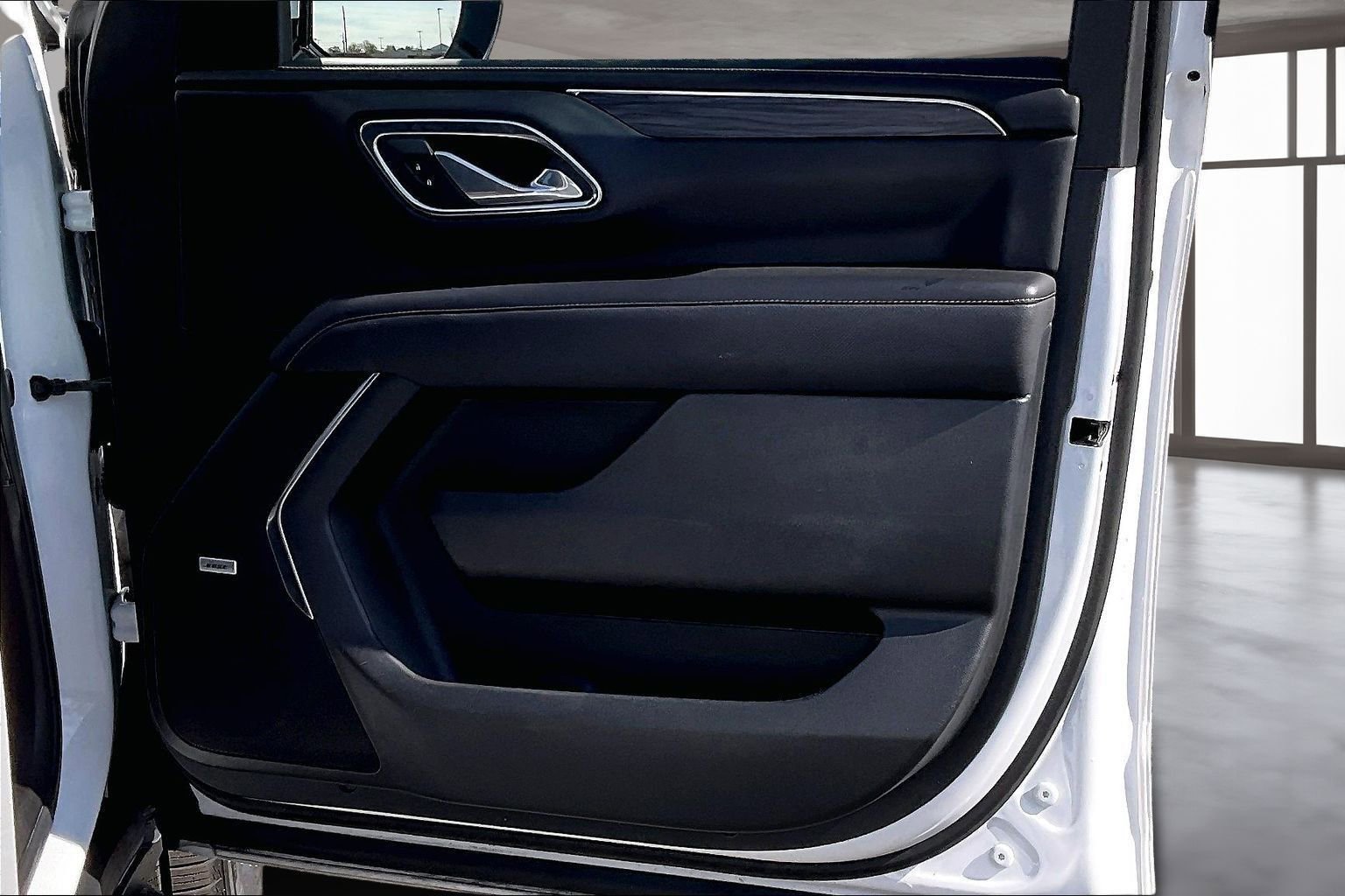 Used 2024 GMC Yukon XL SLT image 29