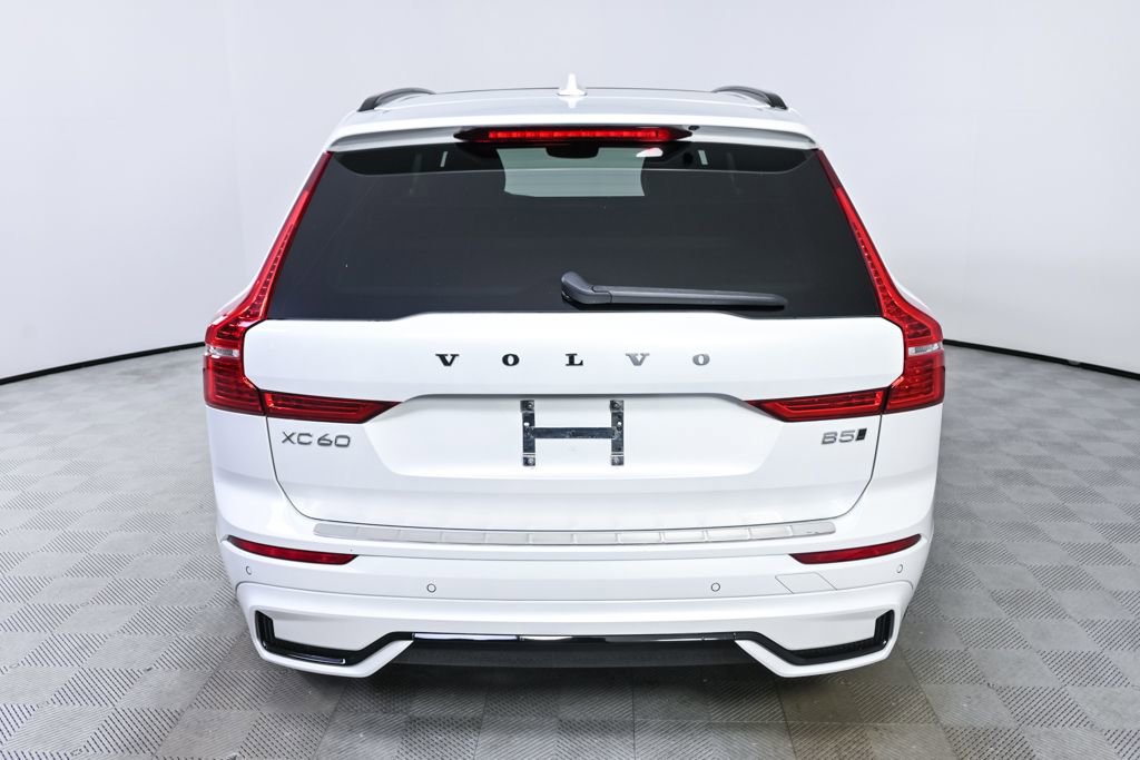Certified 2024 Volvo XC60 B5 Plus w/ Protection Package Premier AWD/4WD image 29