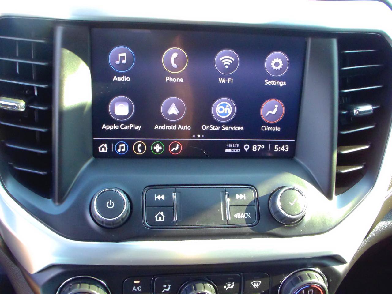 Used 2020 GMC Acadia SLE w/ Driver Convenience Package FWD image 21