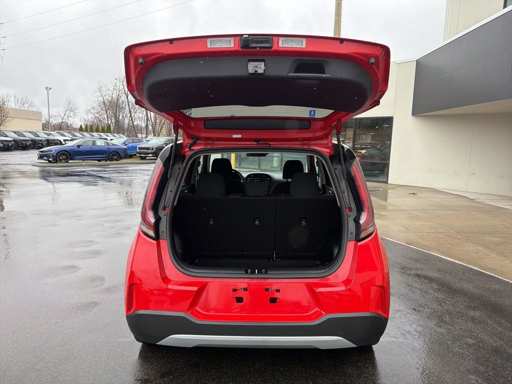 Certified 2023 Kia Soul LX image 16
