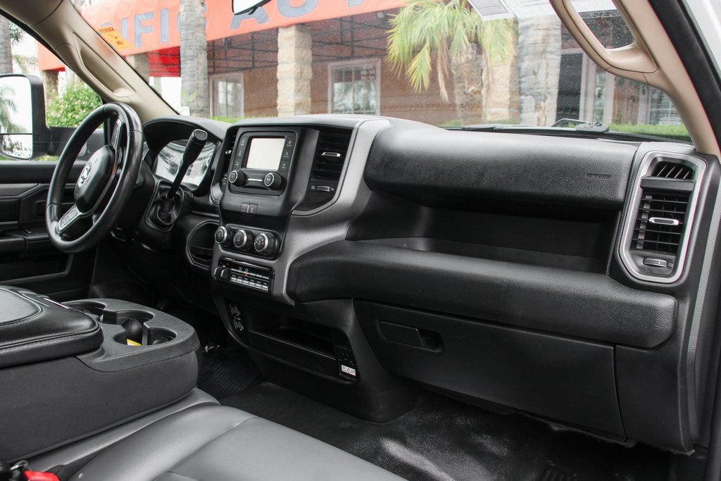 Used 2020 RAM 5500 Tradesman w/ Ambulance Prep Group RWD image 29
