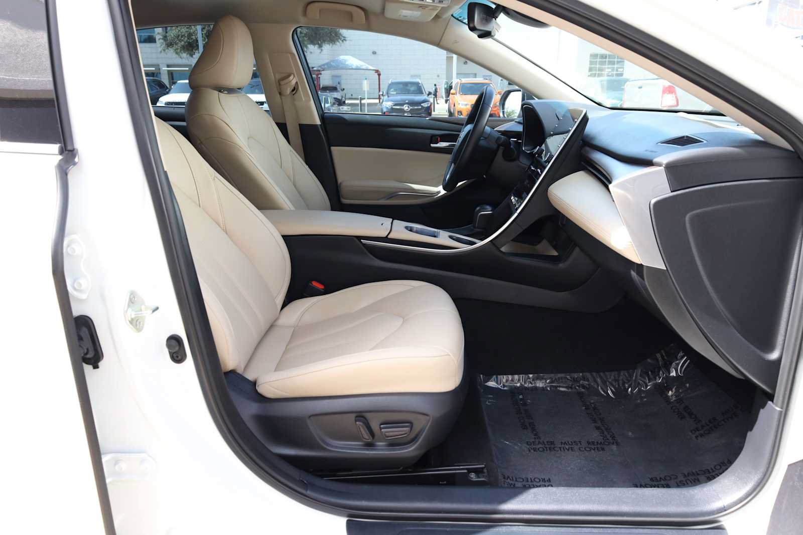 Used 2021 Toyota Avalon XLE FWD image 34
