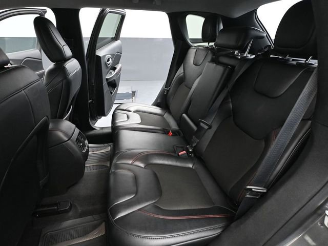 Used 2022 Jeep Cherokee Trailhawk image 36