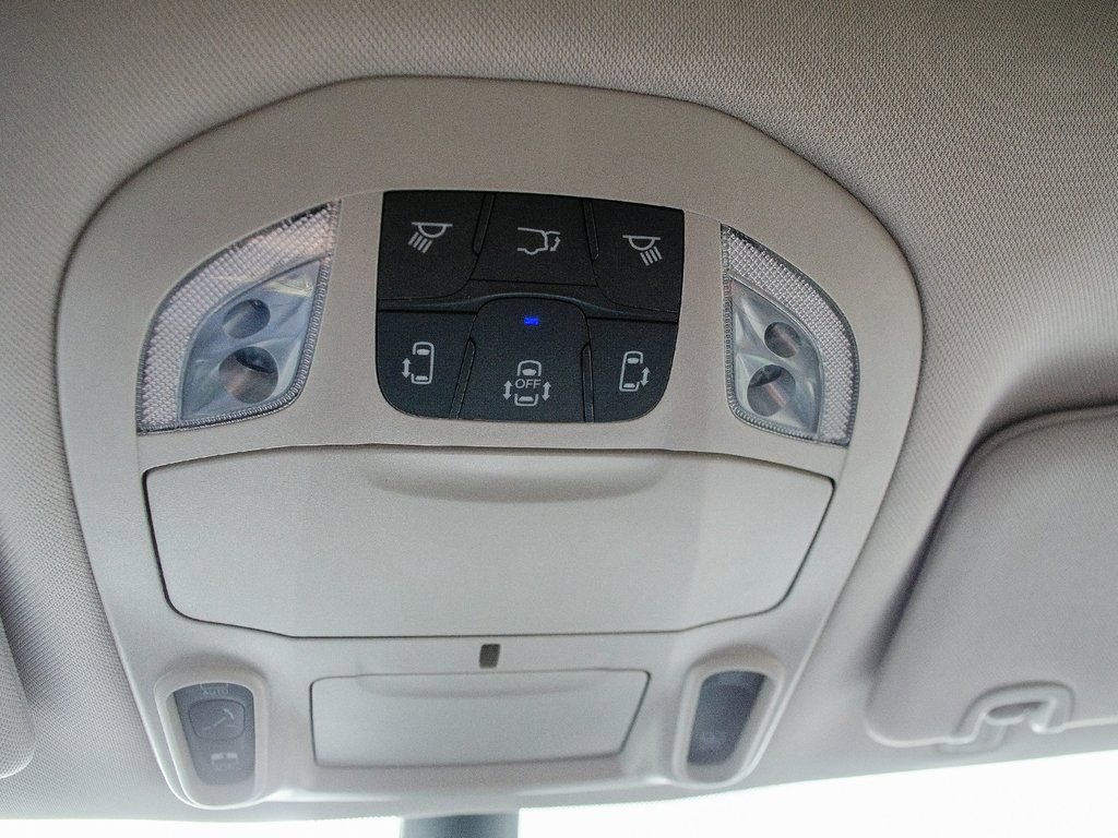 Used 2023 Chrysler Pacifica Limited image 23