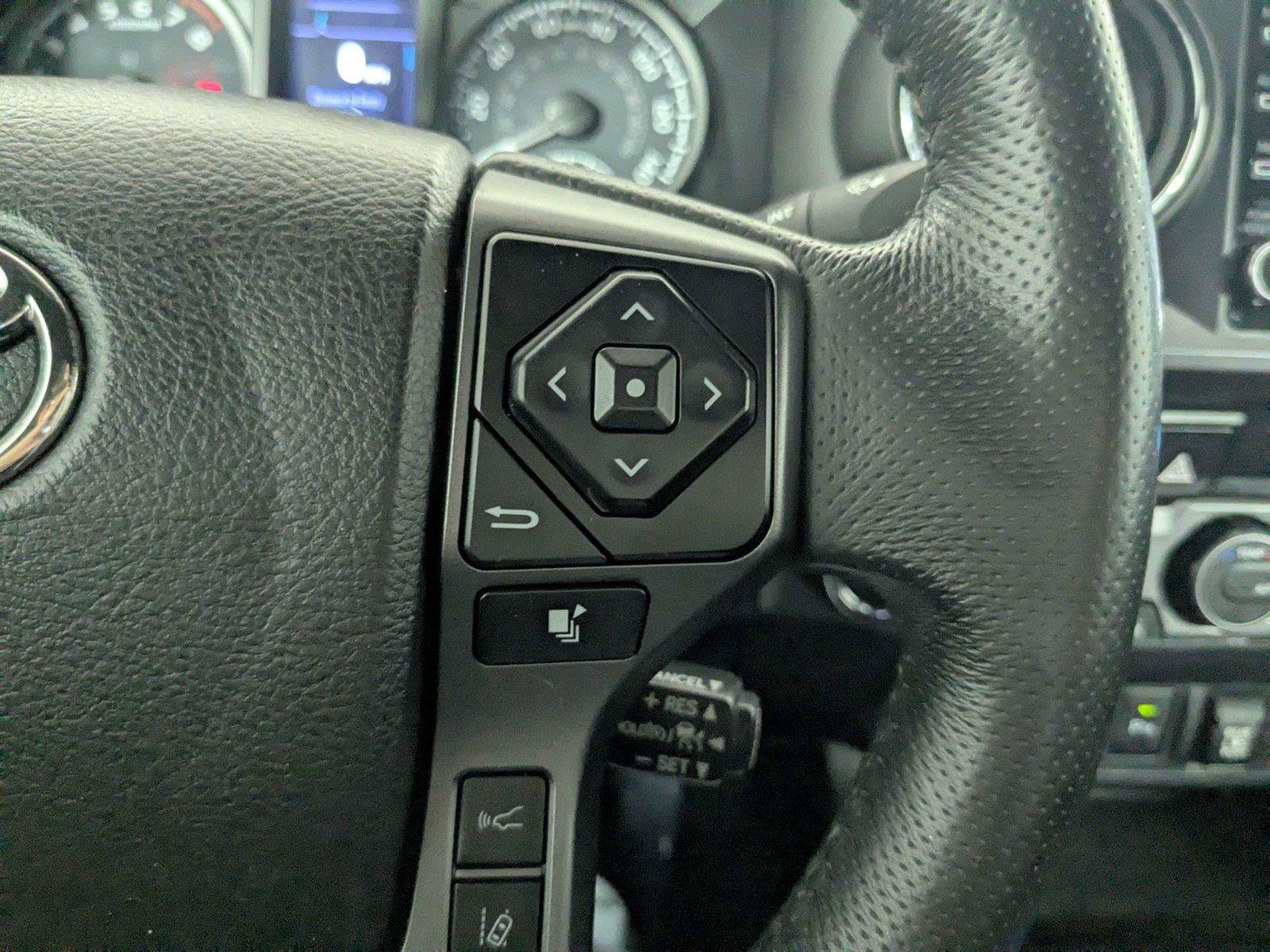 Used 2021 Toyota Tacoma TRD Off-Road w/ Technology Package AWD/4WD image 19