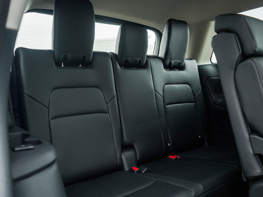 New 2026 Nissan Pathfinder Platinum w/ Cargo Package AWD/4WD image 14