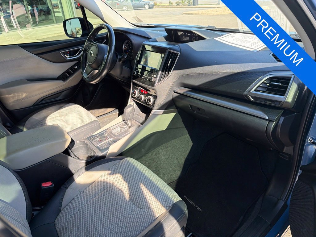 Used 2020 Subaru Forester Premium AWD/4WD image 7