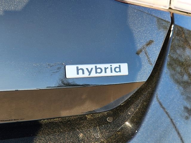 Certified 2025 Hyundai Elantra SEL image 8