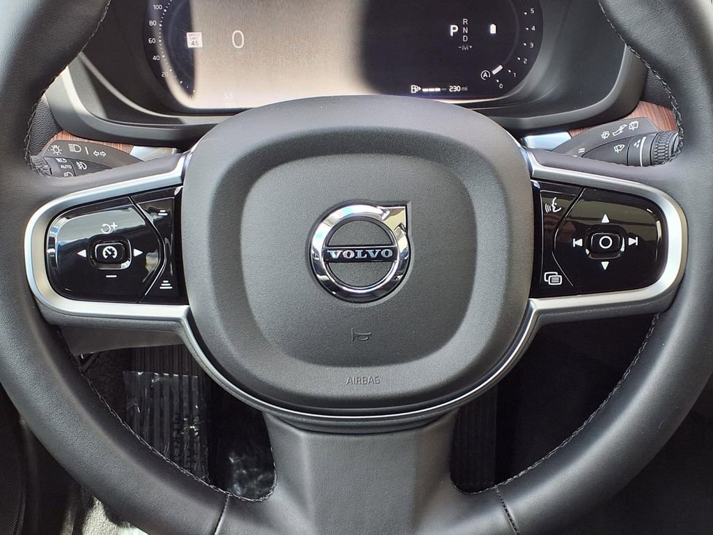 Certified 2025 Volvo V60 B5 Cross Country Plus AWD/4WD image 12