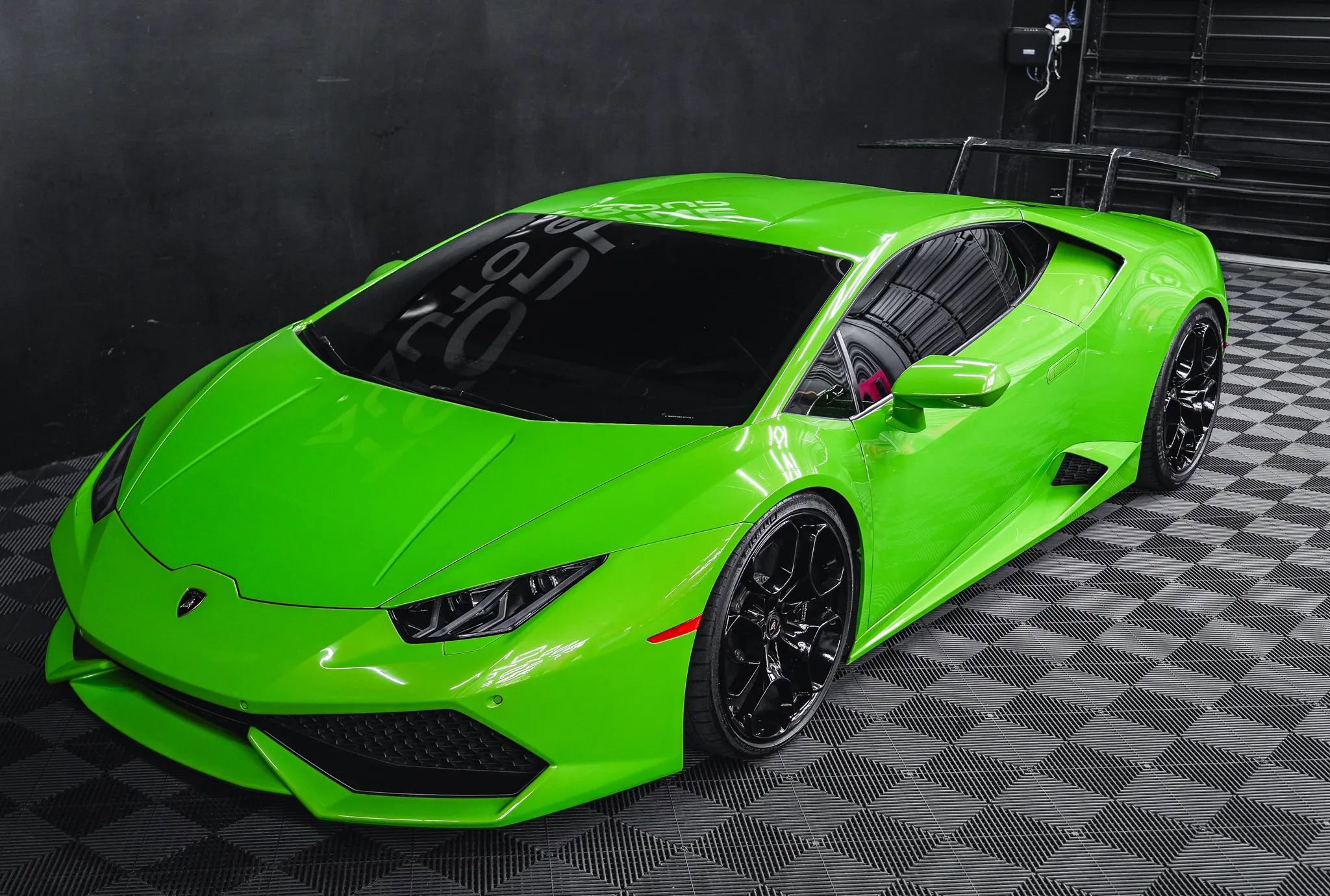 Used 2015 Lamborghini Huracan LP 610-4 image 28