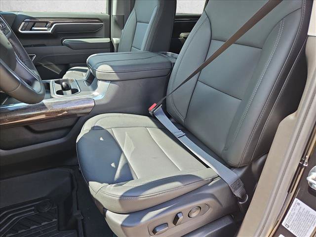 New 2026 Chevrolet Silverado 2500 LTZ w/ Trail Boss Package AWD/4WD image 4
