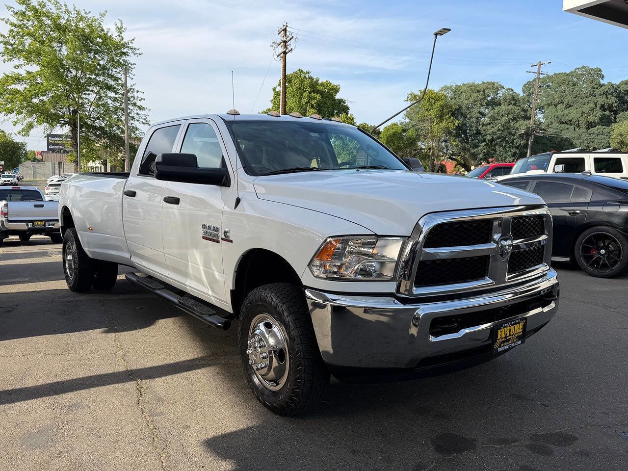 Used 2016 RAM 3500 Tradesman w/ Chrome Appearance Group image 7