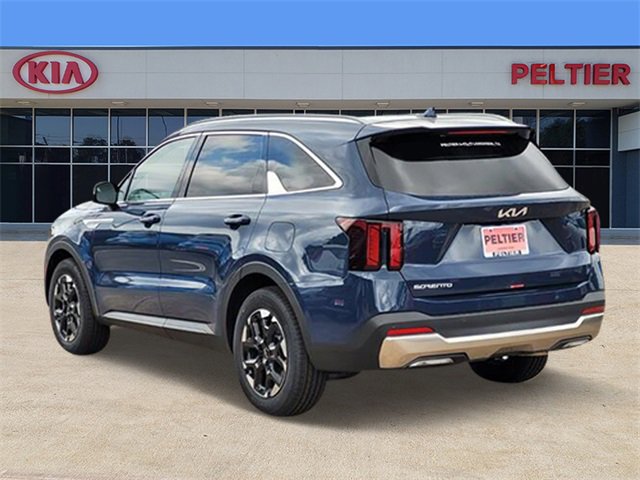 New 2026 Kia Sorento S image 3