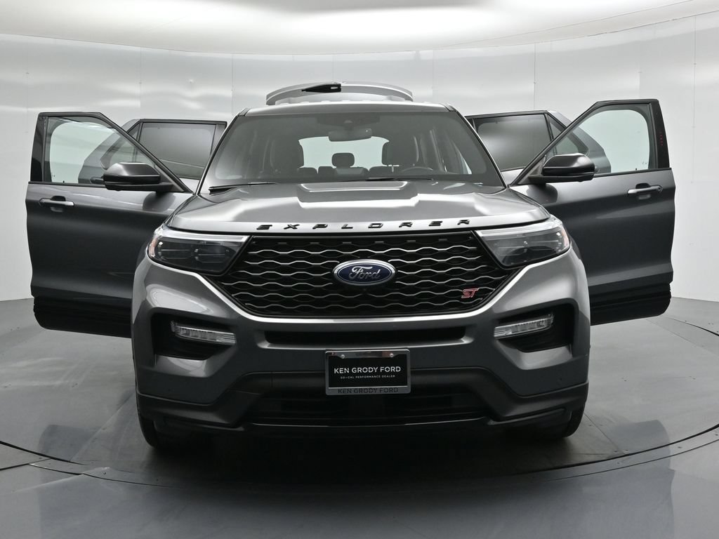 Used 2021 Ford Explorer ST w/ Equipment Group 401A AWD/4WD image 32