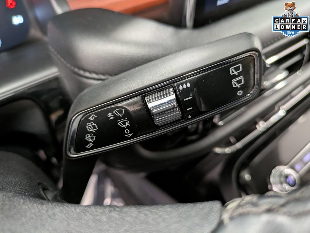Used 2022 Lincoln Nautilus Reserve AWD/4WD image 23