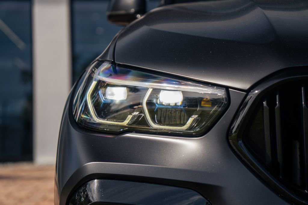 Used 2022 BMW X6 M w/ Competition Package image 9