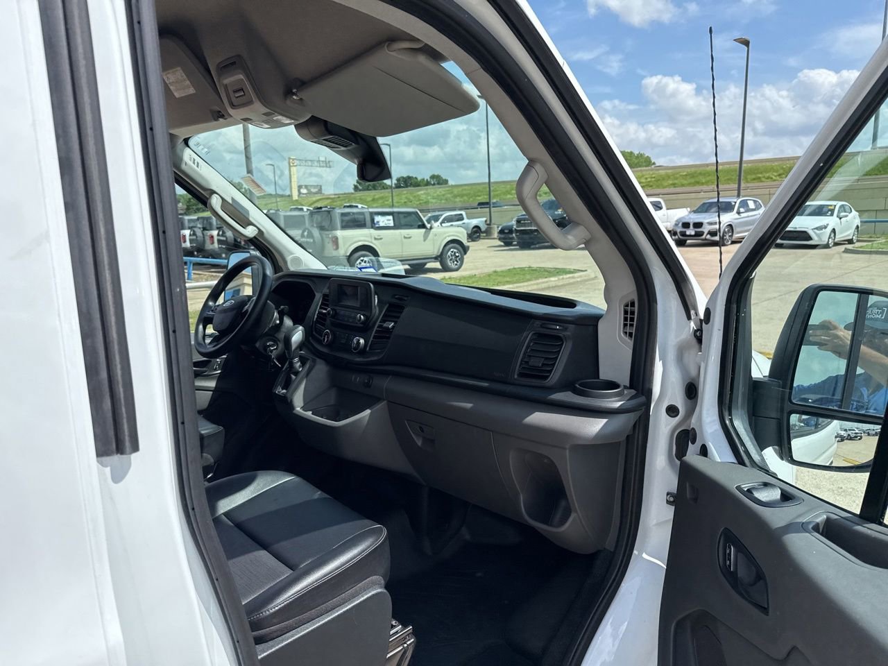 Used 2023 Ford Transit 250 148 High Roof AWD image 12
