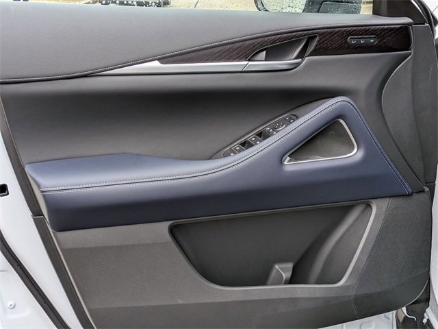 New 2026 INFINITI QX60 Sport w/ Dark Cargo Package image 16