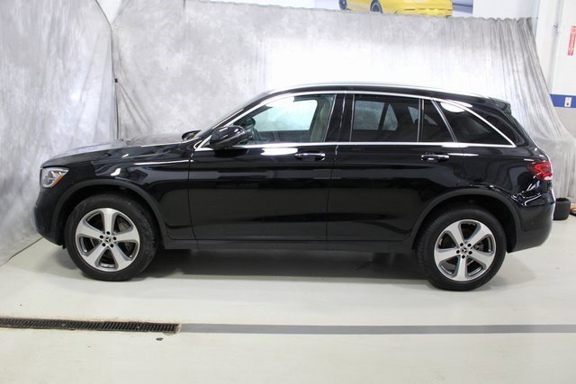 Used 2022 Mercedes-Benz GLC 300 4MATIC w/ Premium Package Lite image 29