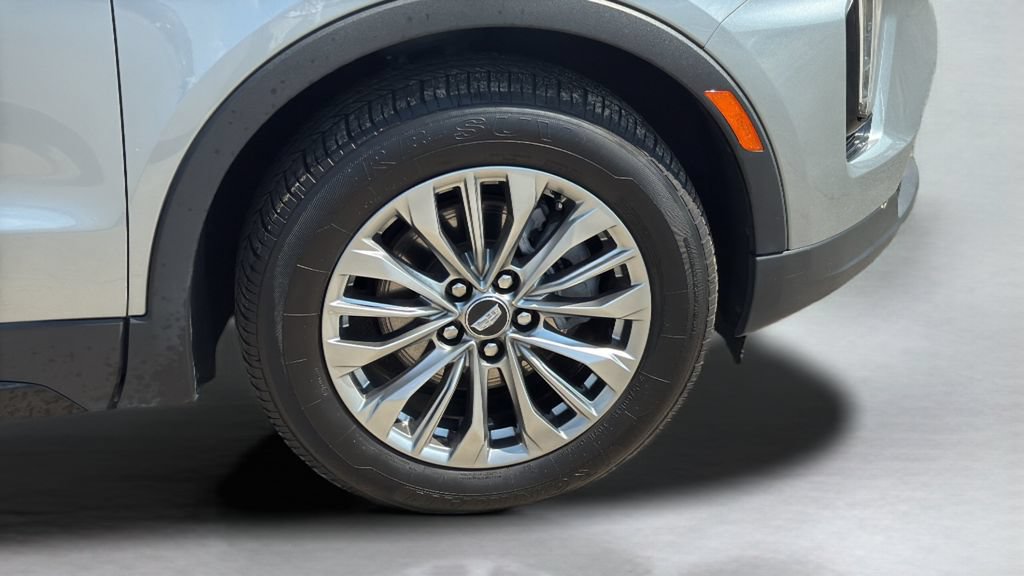 Used 2024 Cadillac XT4 Premium Luxury AWD/4WD image 23