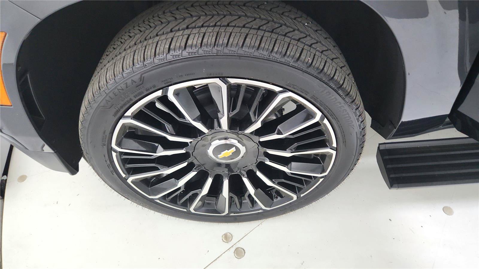 New 2026 Chevrolet Tahoe High Country AWD/4WD image 35
